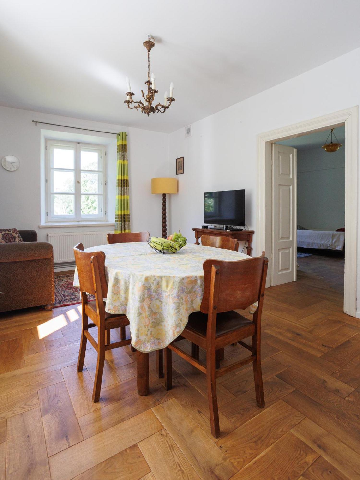 Zamosc Dwor Udrycze Apartman Kültér fotó