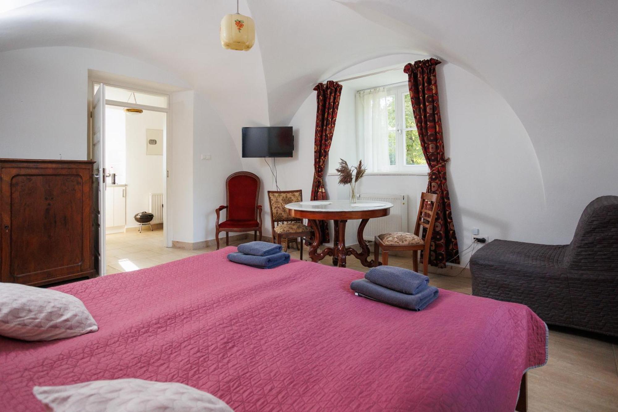 Zamosc Dwor Udrycze Apartman Kültér fotó