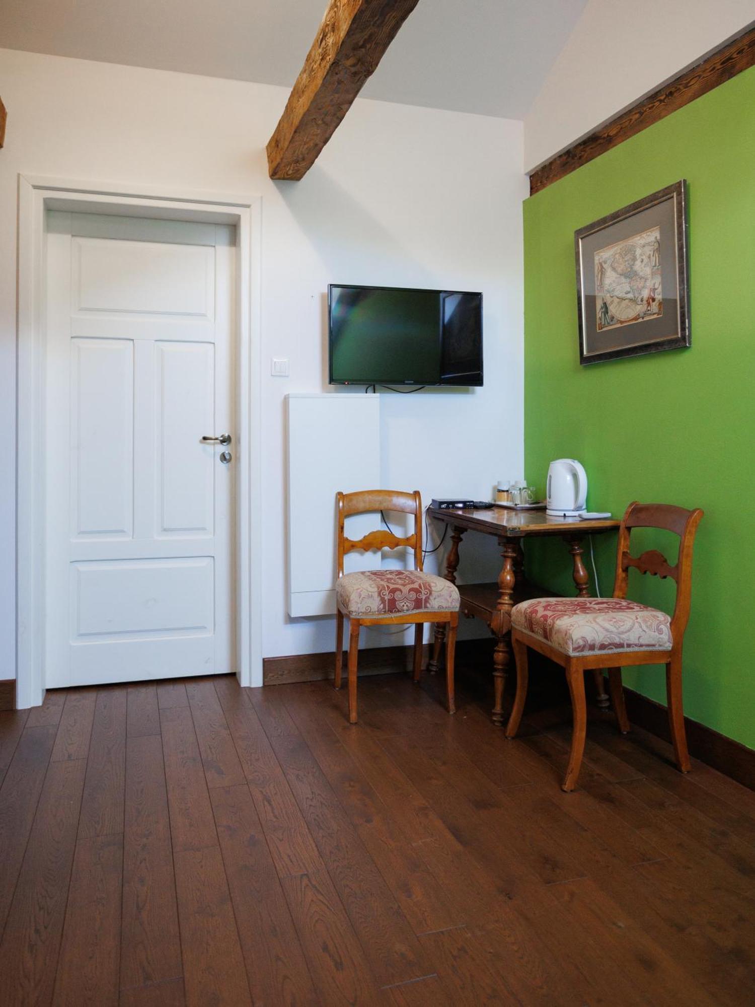 Zamosc Dwor Udrycze Apartman Kültér fotó